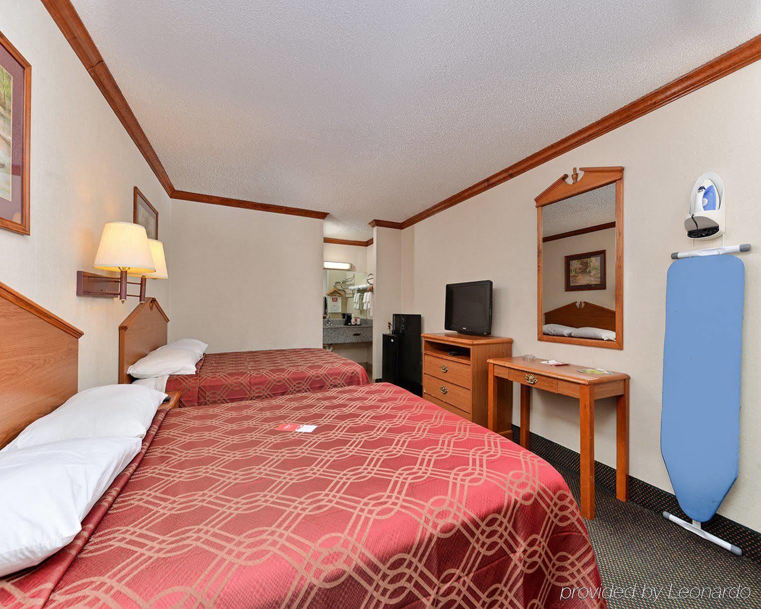 Econo Lodge San Bernardino I-215 Экстерьер фото