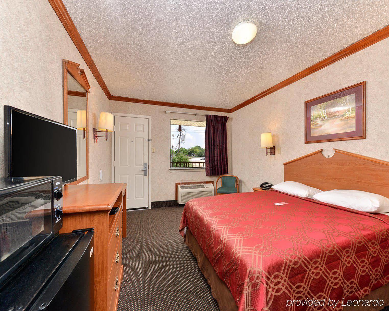 Econo Lodge San Bernardino I-215 Экстерьер фото